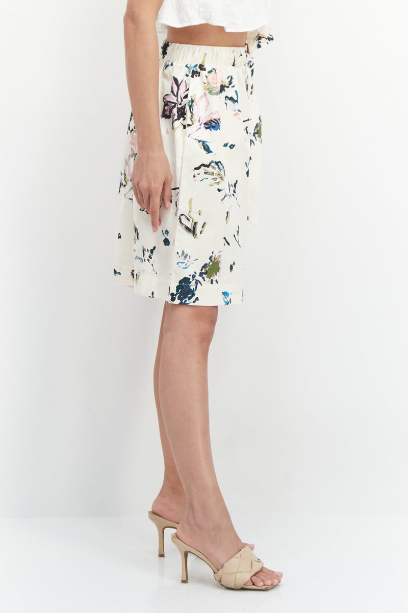 SELECTED شورتات نسائية مطبوعة بالكامل بتصميم عادي من سيلكتد فام، بيج - Image 2